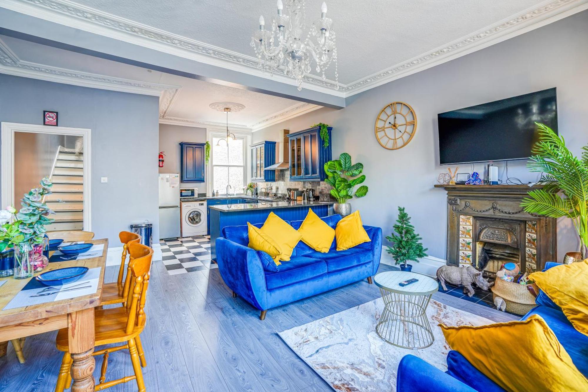 Elegant 3br Luxury Super Large Flat With Jacuzzi