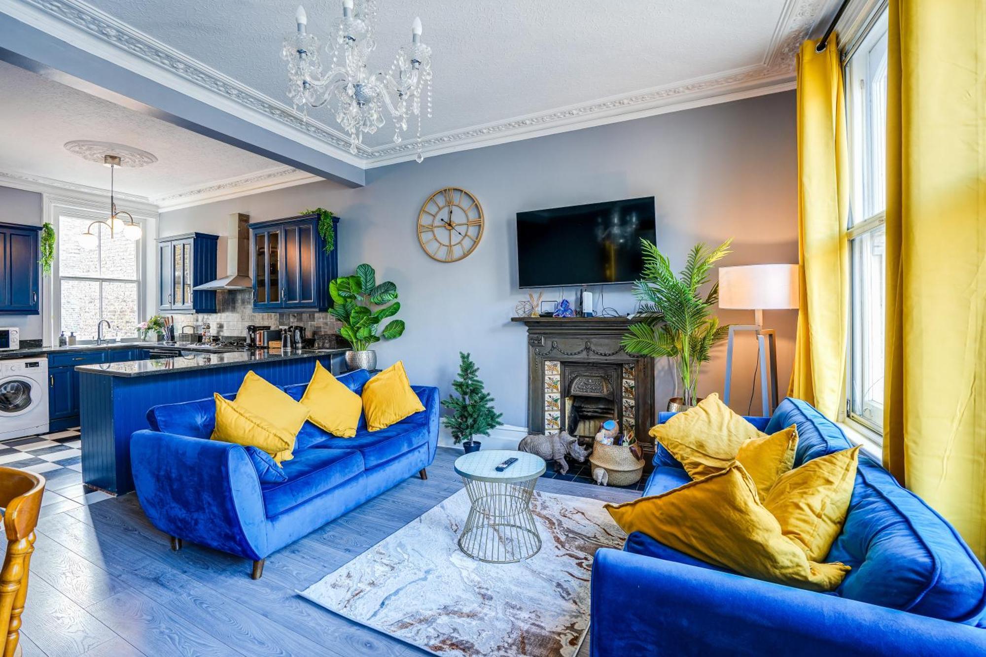Apartment Elegant 3br Luxury Super Large Flat With Jacuzzi *