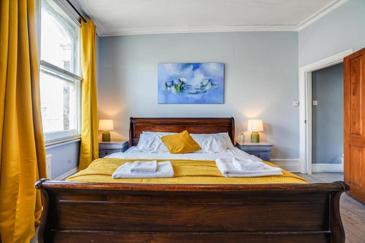 Elegant 3br Luxury Super Large Flat With Jacuzzi London